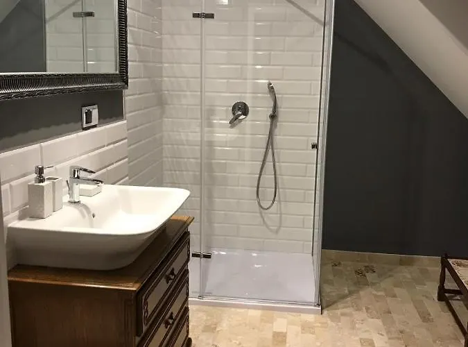 Srokowski Dwor 1 - Mazurski Dwor - 450m2 *